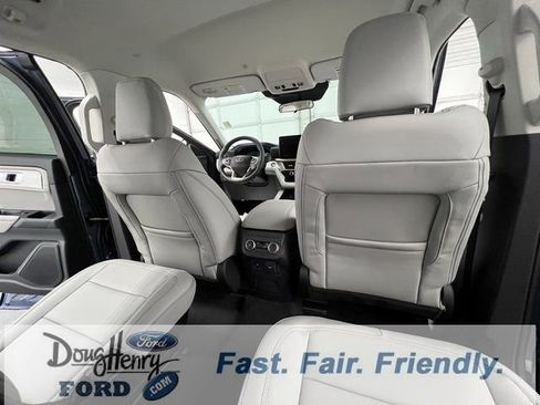 New 2026 Ford Explorer Active w/ Active Comfort Package image 34