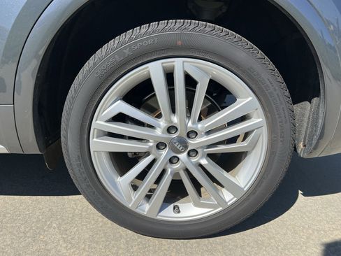 Used 2018 Audi Q5 2.0T Premium Plus AWD/4WD image 13