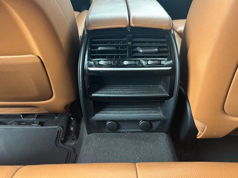 Used 2018 BMW 540i RWD image 18