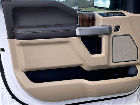 Used 2019 Ford F150 Lariat w/ Equipment Group 502A Luxury image 17