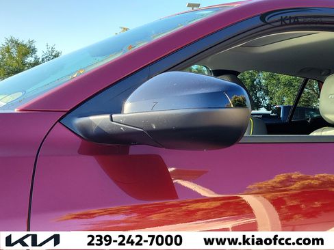 Used 2024 Chevrolet Trax ACTIV w/ Sunroof Package FWD image 7