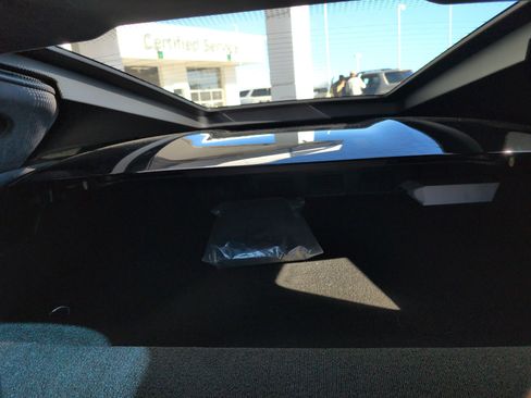 Used 2018 Chevrolet Corvette Stingray Coupe w/ 3LT Preferred Equipment Group image 27