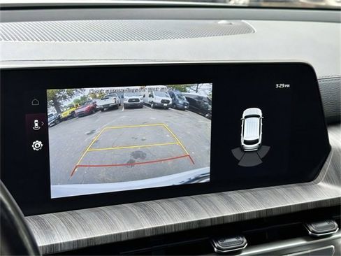 Used 2023 Kia Telluride EX w/ EX Captain's Chair Package image 12