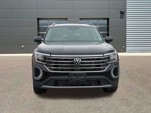 New 2026 Volkswagen Atlas SEL Premium R-Line image 2