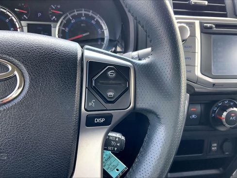 Used 2018 Toyota 4Runner SR5 Premium AWD/4WD image 22