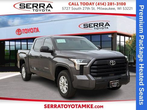 Used 2025 Toyota Tundra SR5 w/ SR5 Premium Package AWD/4WD image 1