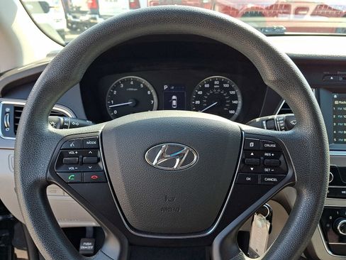 Used 2016 Hyundai Sonata Sport FWD image 18