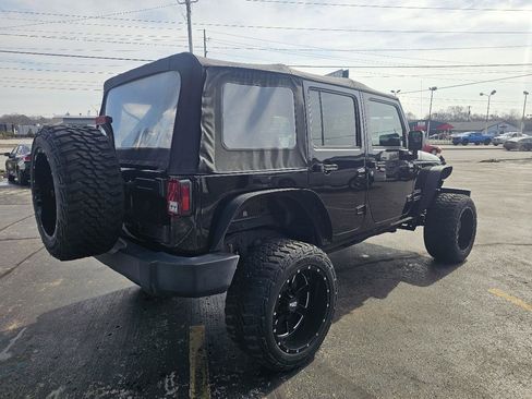 Used 2017 Jeep Wrangler Unlimited Sport image 5