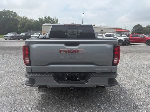 Used 2024 GMC Sierra 1500 Elevation w/ Elevation Premium Package AWD/4WD image 9