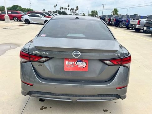 Used 2023 Nissan Sentra SR w/ SR Premium Package FWD image 7