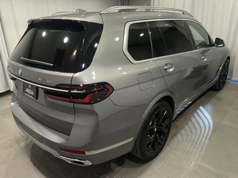 Used 2026 BMW X7 xDrive40i w/ Premium Package image 6