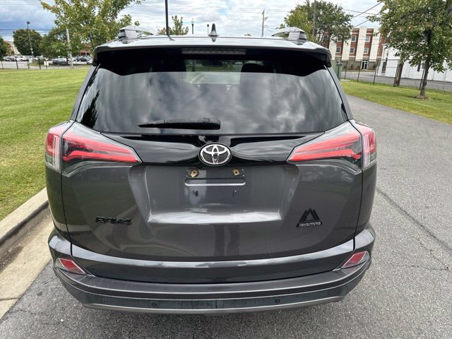 Used 2018 Toyota RAV4 Adventure AWD/4WD image 18