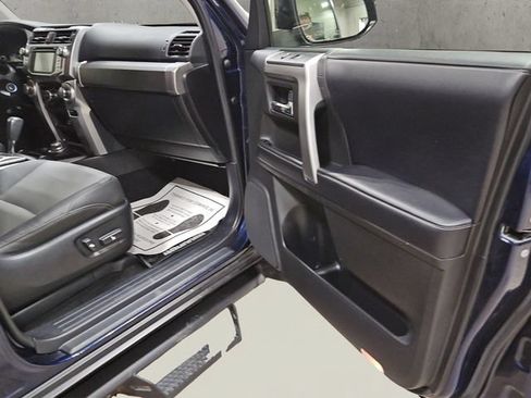 Used 2019 Toyota 4Runner SR5 Premium AWD/4WD image 18