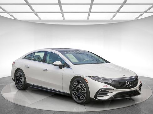 Certified 2023 Mercedes-Benz EQS 580 4MATIC Sedan image 5