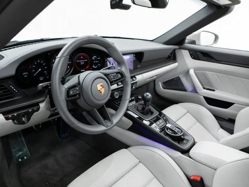 Certified 2024 Porsche 911 Targa 4 GTS AWD/4WD image 4