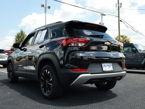 Used 2022 Chevrolet TrailBlazer LT AWD/4WD image 8
