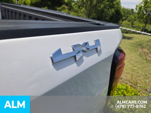 Used 2023 GMC Sierra 1500 Elevation AWD/4WD image 11