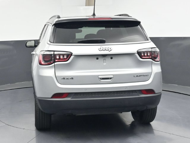 Used 2025 Jeep Compass Limited AWD/4WD image 36
