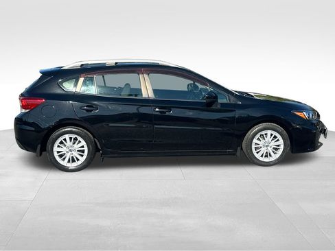 Used 2018 Subaru Impreza 2.0i Premium AWD/4WD image 8