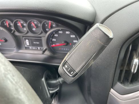 Used 2020 GMC Sierra 2500 4x4 Regular Cab w/ Convenience Package image 19