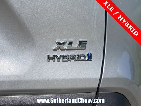 Used 2024 Toyota RAV4 XLE Premium image 12