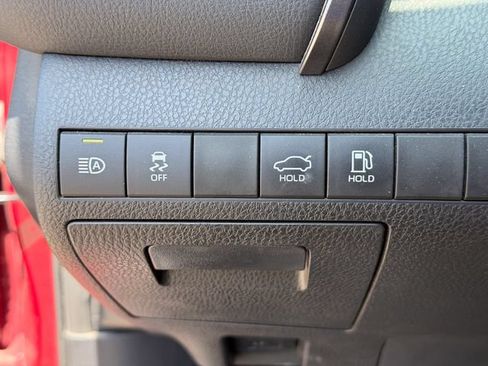 Used 2021 Toyota Camry LE FWD image 8