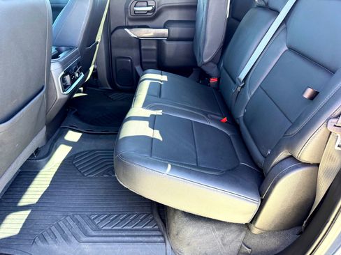 Used 2021 Chevrolet Silverado 1500 LTZ image 18