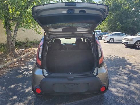 Used 2016 Kia Soul FWD image 16