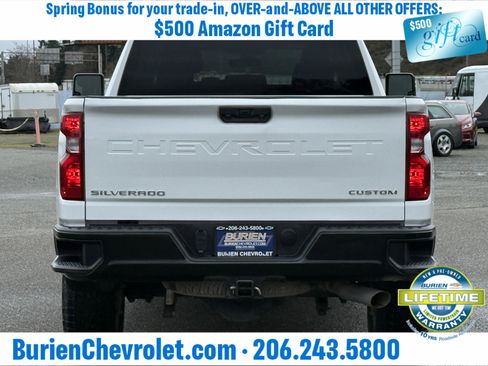 Used 2022 Chevrolet Silverado 2500 Custom w/ Custom Value Package image 4