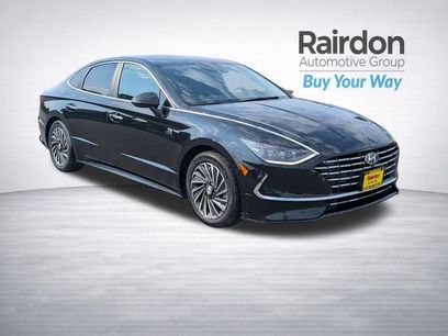 Used 2022 Hyundai Sonata Limited w/ Cargo Package