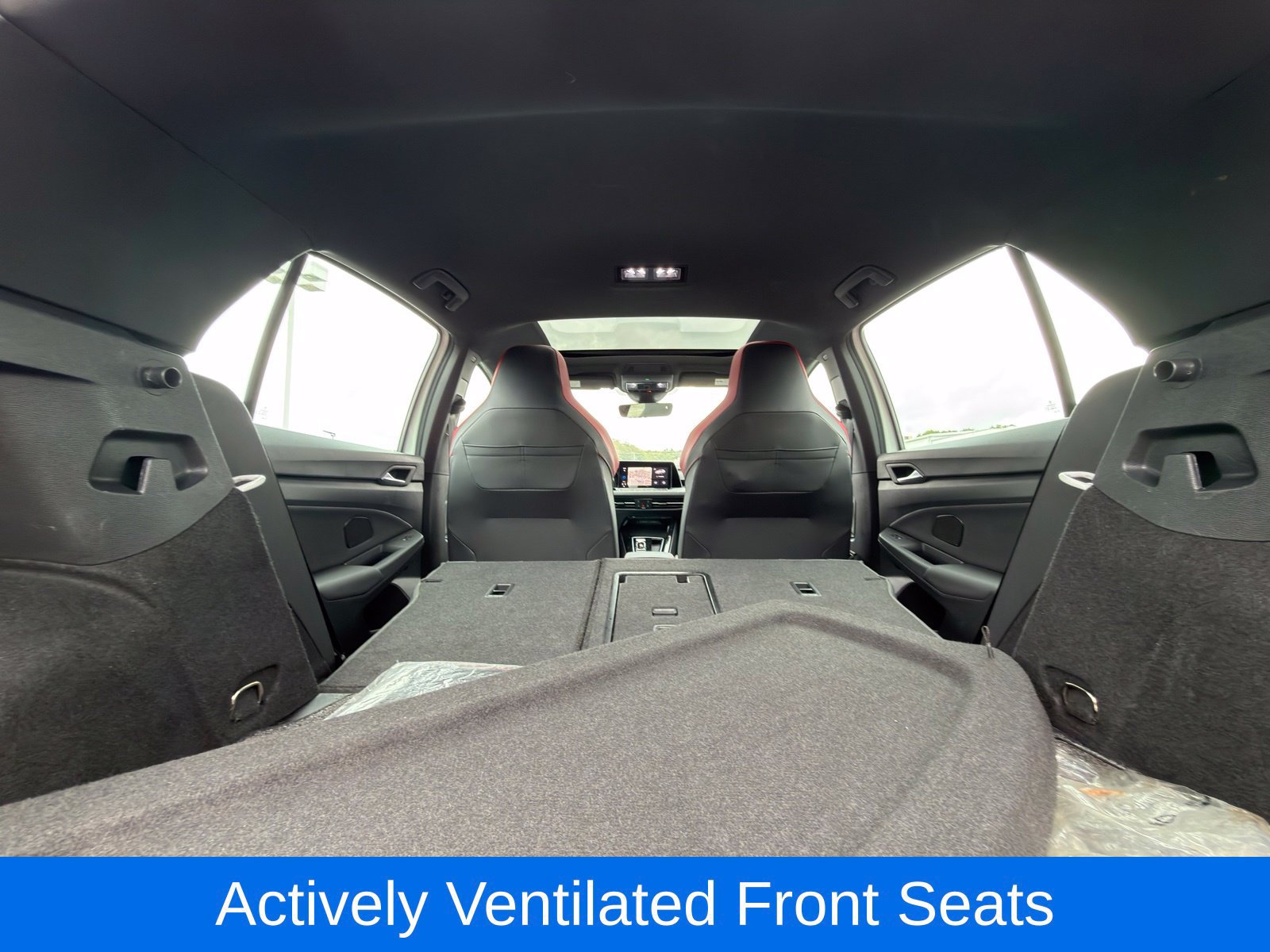 Used 2024 Volkswagen GTI SE w/ SE Leather Seats Package FWD image 31