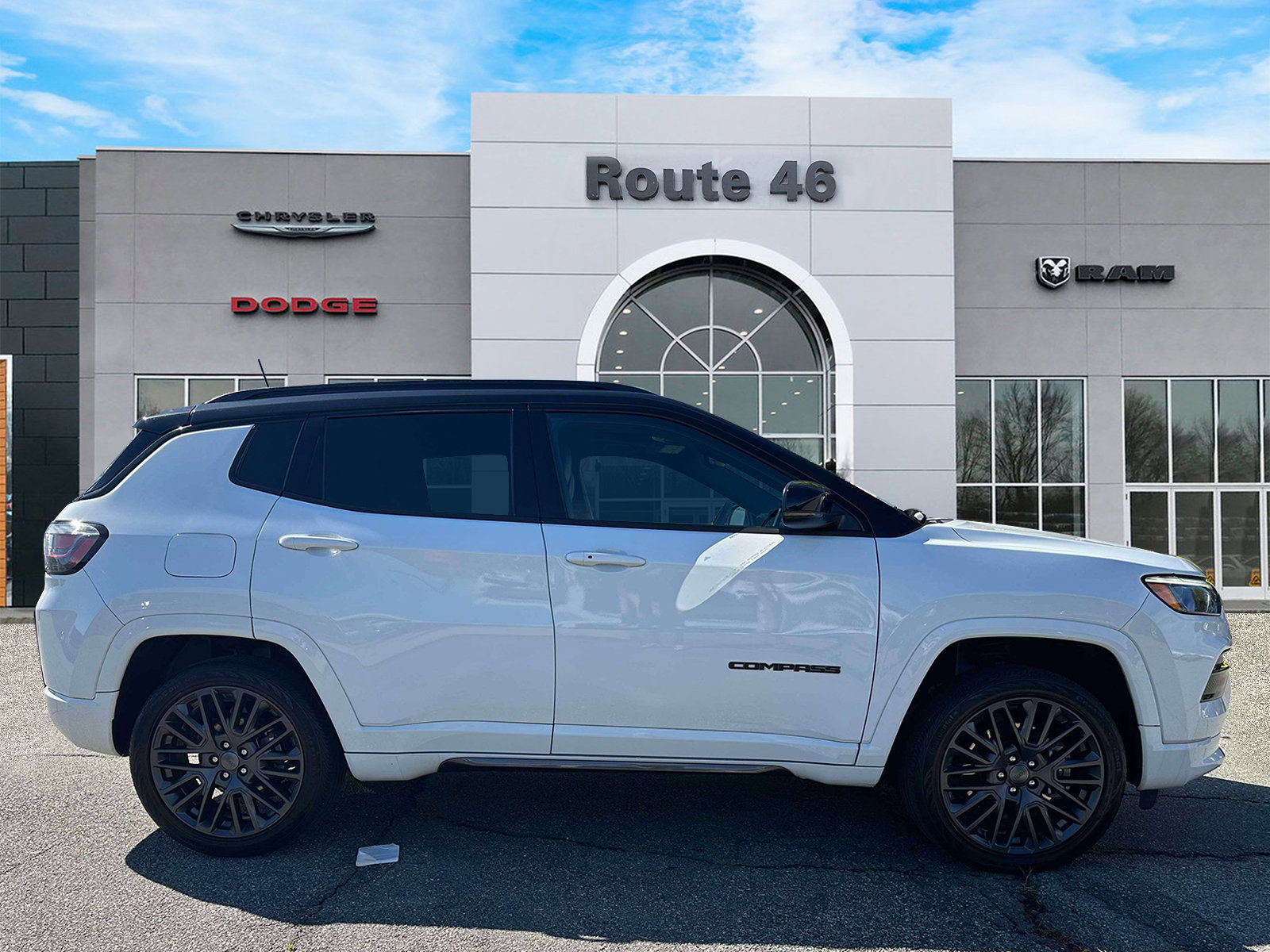 Used 2023 Jeep Compass High Altitude AWD/4WD image 6