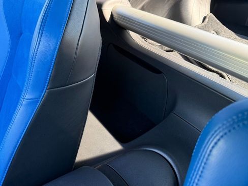 Used 2025 Nissan Z Performance w/ Floor Mat Package RWD image 30