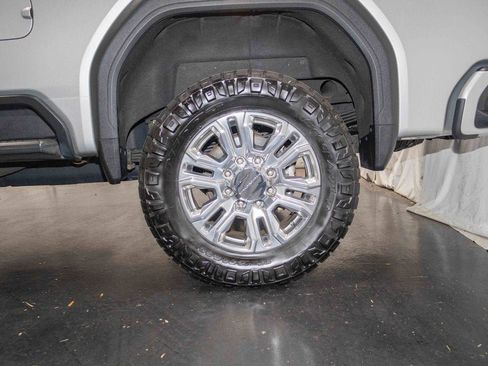 Used 2020 GMC Sierra 2500 Denali w/ Denali Ultimate Package image 7