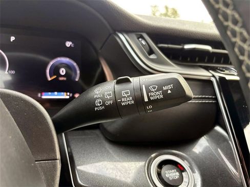 Used 2021 Jeep Grand Cherokee L Laredo image 29