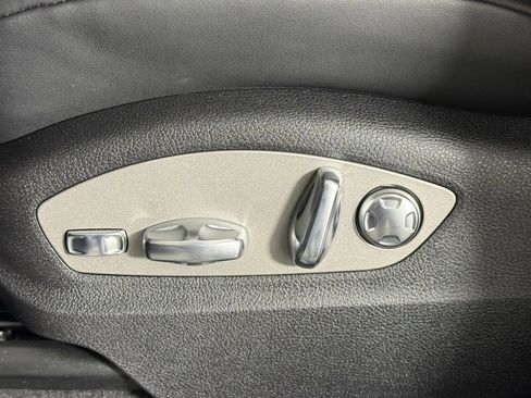 New 2026 Porsche Macan S image 29