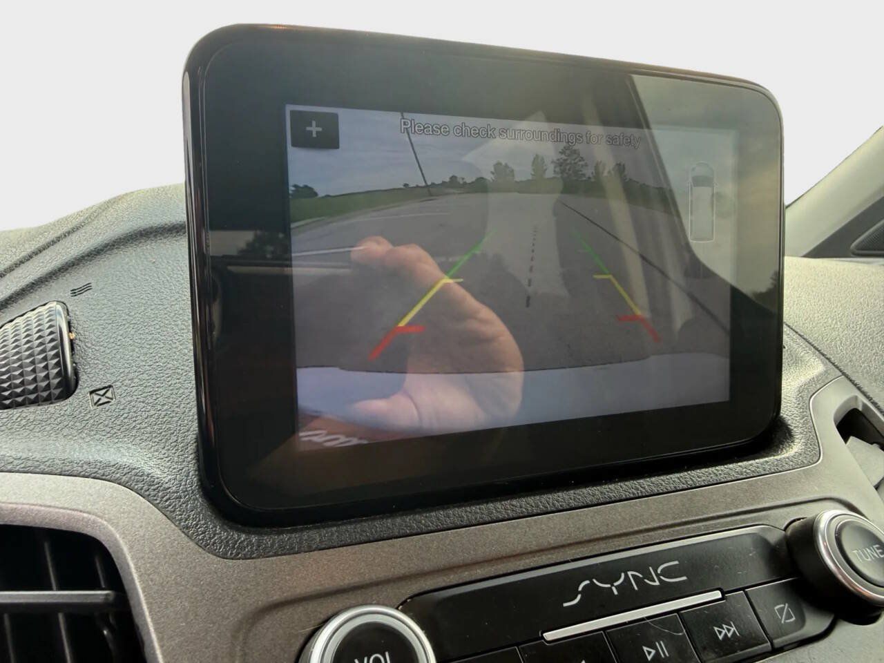 Used 2020 Ford Transit Connect XLT FWD image 17