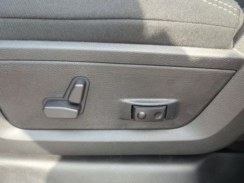 New 2026 RAM 2500 Big Horn AWD/4WD image 36