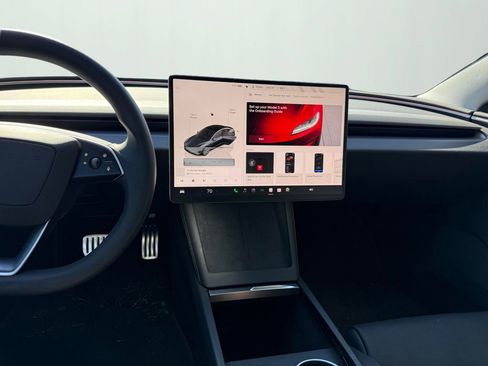 Used 2024 Tesla Model 3 Performance image 11