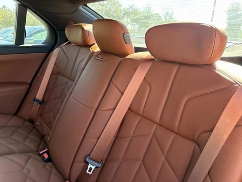 New 2025 BMW 760i xDrive image 14