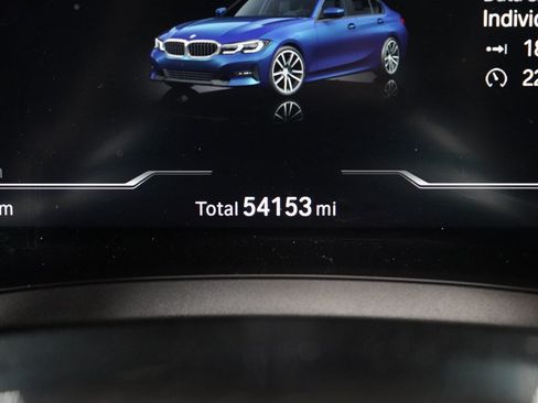 Used 2022 BMW 330i Sedan w/ Driving Assistance Package RWD image 18