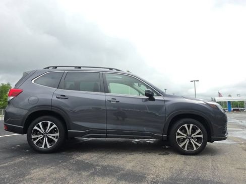 Certified 2023 Subaru Forester Limited AWD/4WD image 9