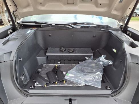 New 2026 GMC Sierra EV Elevation image 22