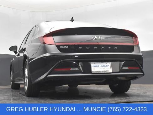 Used 2021 Hyundai Sonata SE w/ Preferred Accessory Package FWD image 28