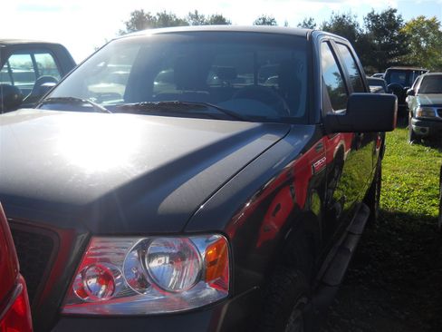 Used 2005 Ford F150 XLT image 1