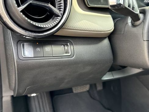 Used 2025 Chevrolet Equinox LT w/ Convenience Package II FWD image 38