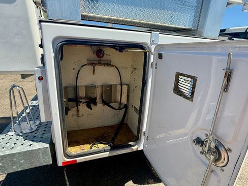 Used 2015 Ford F450 XL image 22