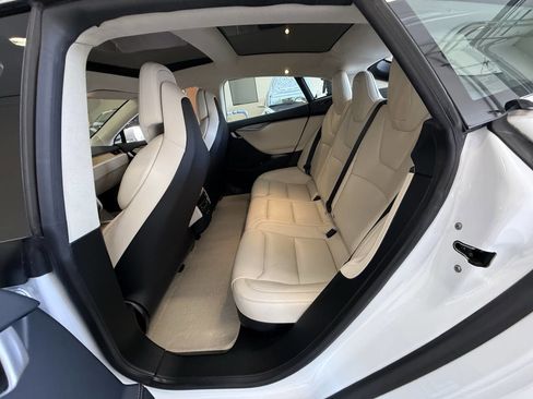 Used 2018 Tesla Model S 75D AWD/4WD image 28