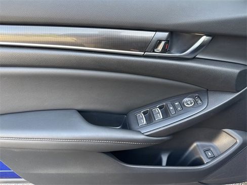 Certified 2022 Honda Accord Sport image 18