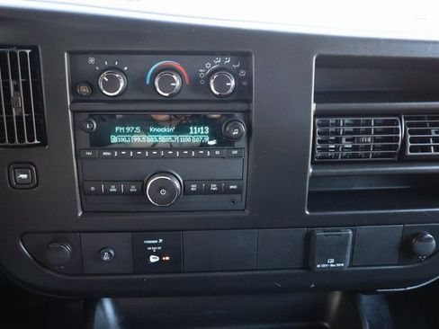 Used 2024 Chevrolet Express 2500 w/ Driver Convenience Package image 7